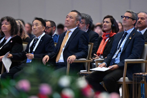 ەلىمىزگە بەدەلدى الەمدىك ۋنيۆەرسيتەتتەردىڭ وكىلدەرى كەلدى