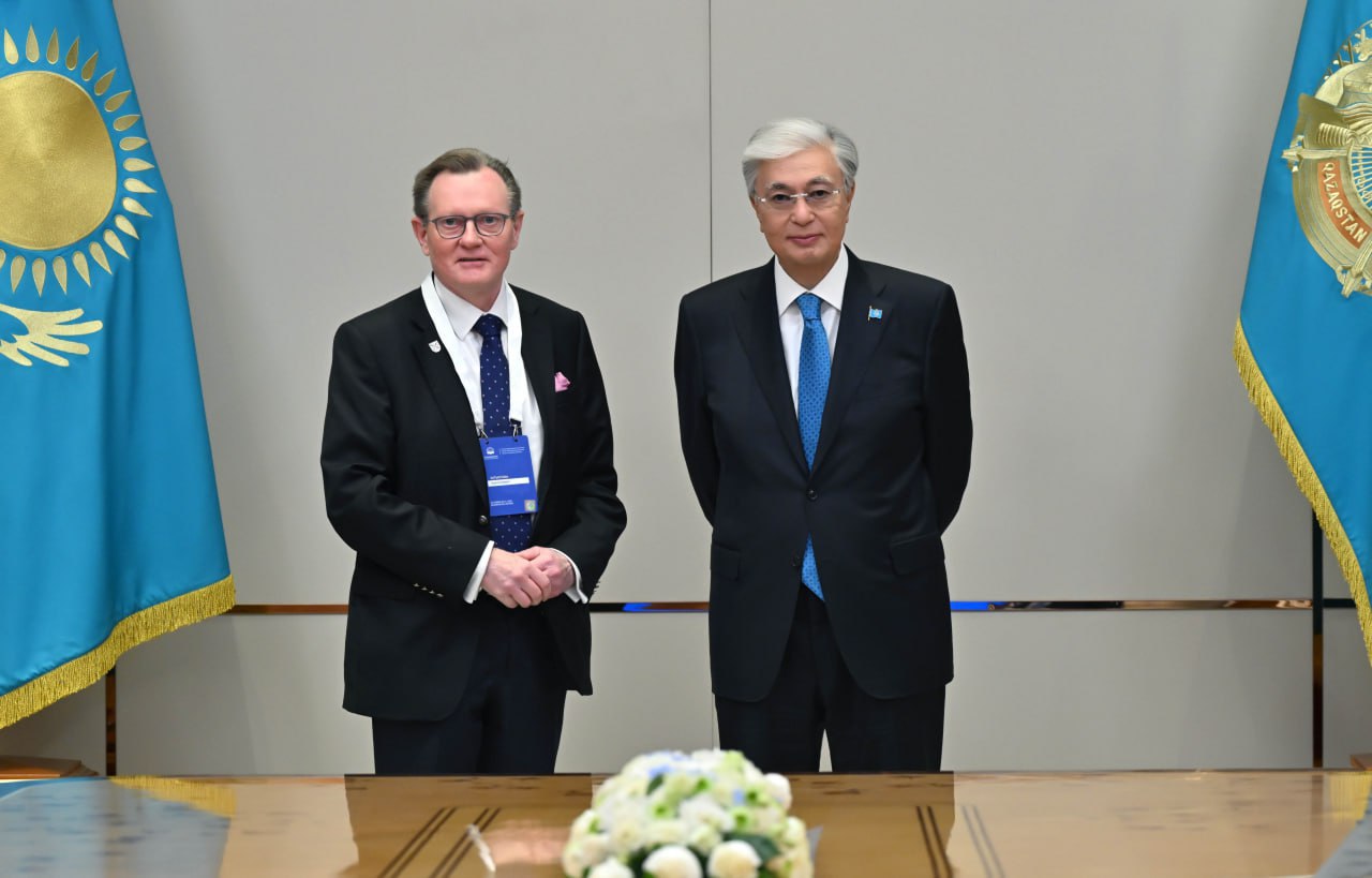 پرەزيدەنت Queen’s University Belfast باسشىسىن قابىلدادى