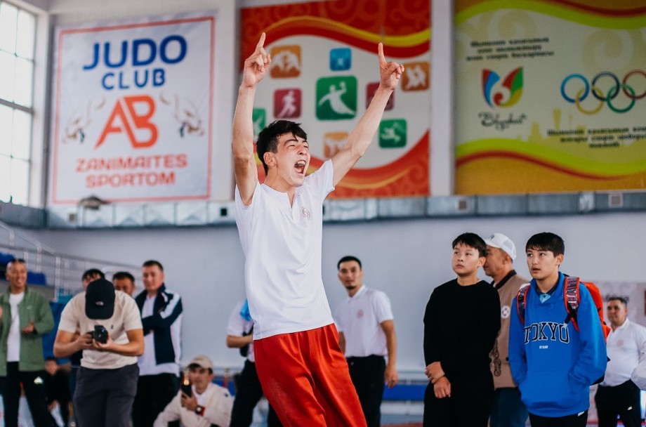 ۇلتتىق ءداستۇردى دارىپتەگەن تۋرنير