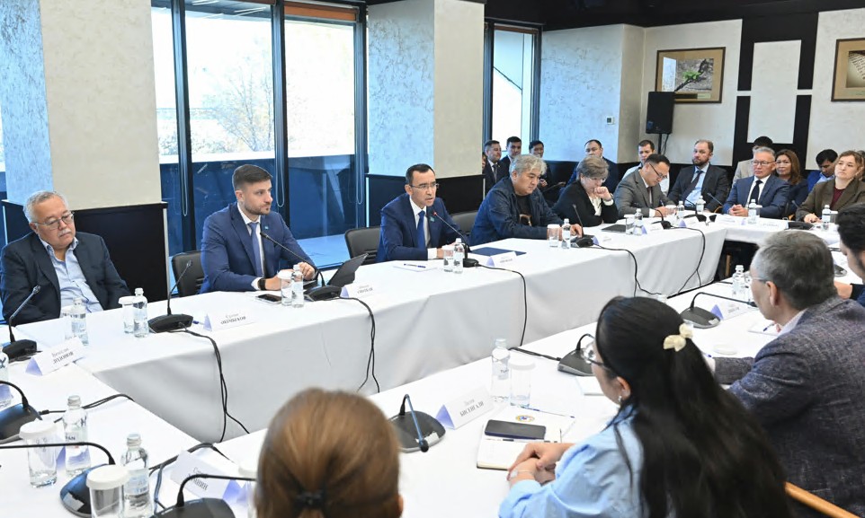 كەشەندى رەفورمالاردىڭ دايەكتىلىگى زەردەلەندى