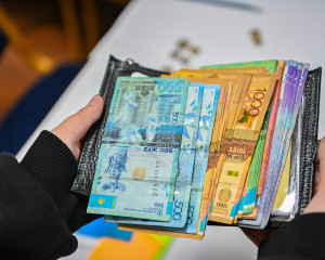 1 000 تەڭگەلىك بانكنوت: شىن اقشانى جالعان اقشادان قالاي اجىراتۋعا بولادى؟