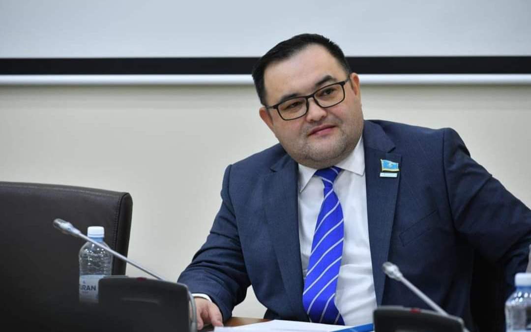 ەلدىك تۇتاستىققا ۇندەيدى