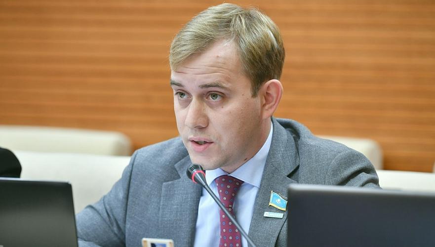 ۇلت بىرلىگى ناقتى تۇجىرىمدالعان