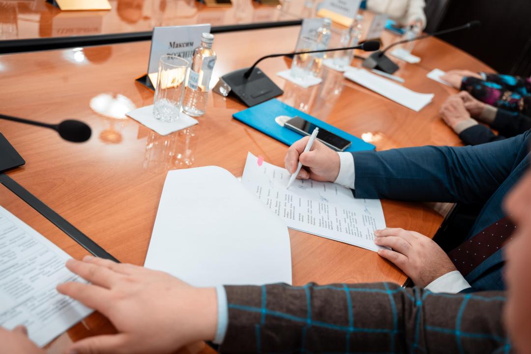 «دارىن» مەملەكەتتىك جاستار سىيلىعىنىڭ يەگەرلەرى انىقتالدى