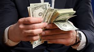 ەلدەگى ەڭ باي ادامدار قايىرىمدىلىققا قانشا اقشا جۇمسايدى؟