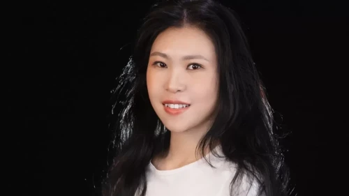 قازاق جازۋشىسى قىتايدىڭ ەڭ بەدەلدى ادەبي سىيلىعىن جەڭىپ الدى