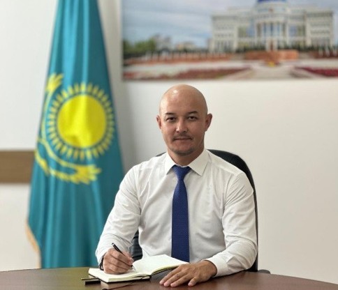 ەڭبەك نارىعىنا قاجەت مامان دايارلاۋ – زامانا تالابى