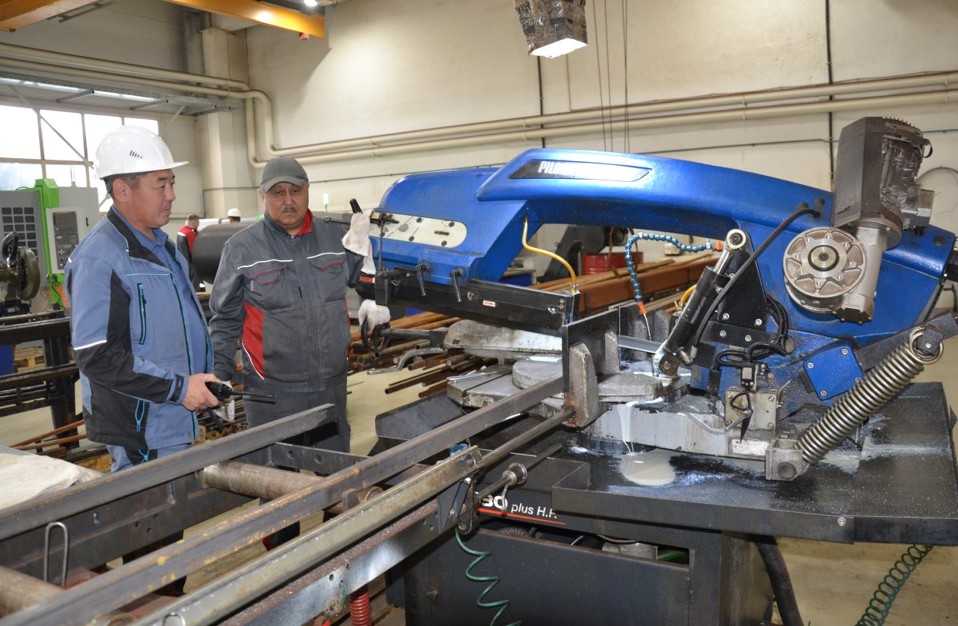 شارۋالارعا شاراپاتى تيگەن كاسىپورىن