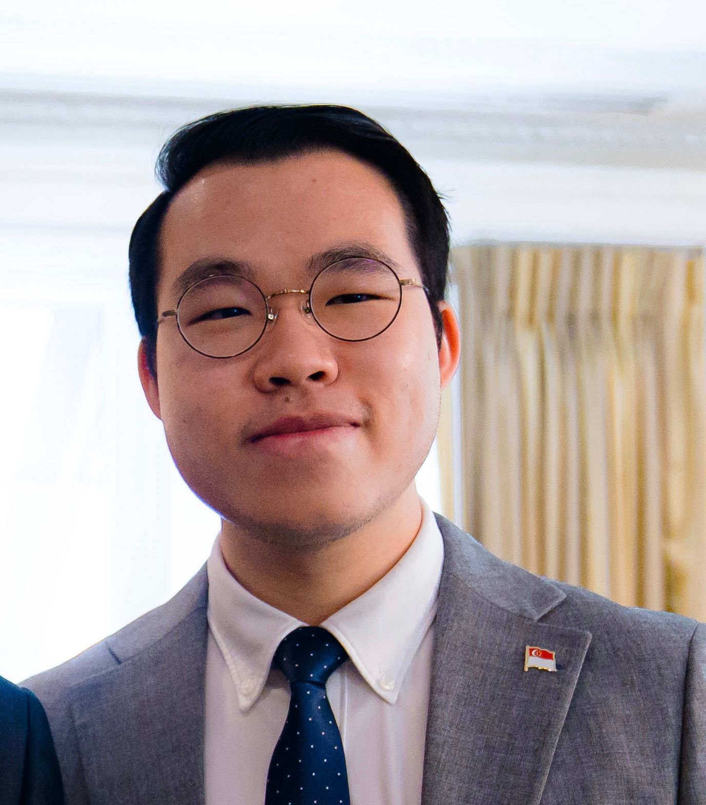 امەريكالىق جۋرناليست نايدجەل لي: توقاەۆ تەك وڭىردە عانا ەمەس, حالىقارالىق دەڭگەيدە دە بەدەلدى كوشباسشى رەتىندە تانىلدى