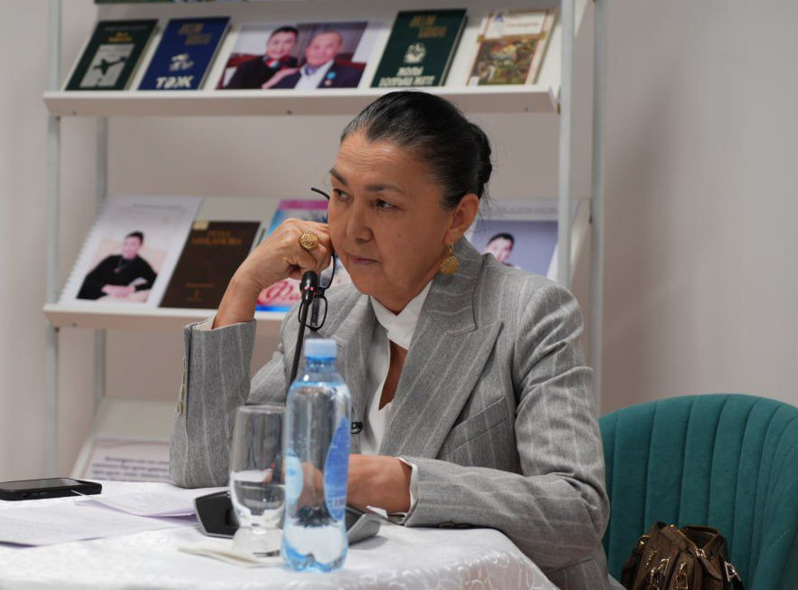 روزا مۇقانوۆا قازىرگى دراماتۋرگياعا قاتىستى ءدارىس وقىدى