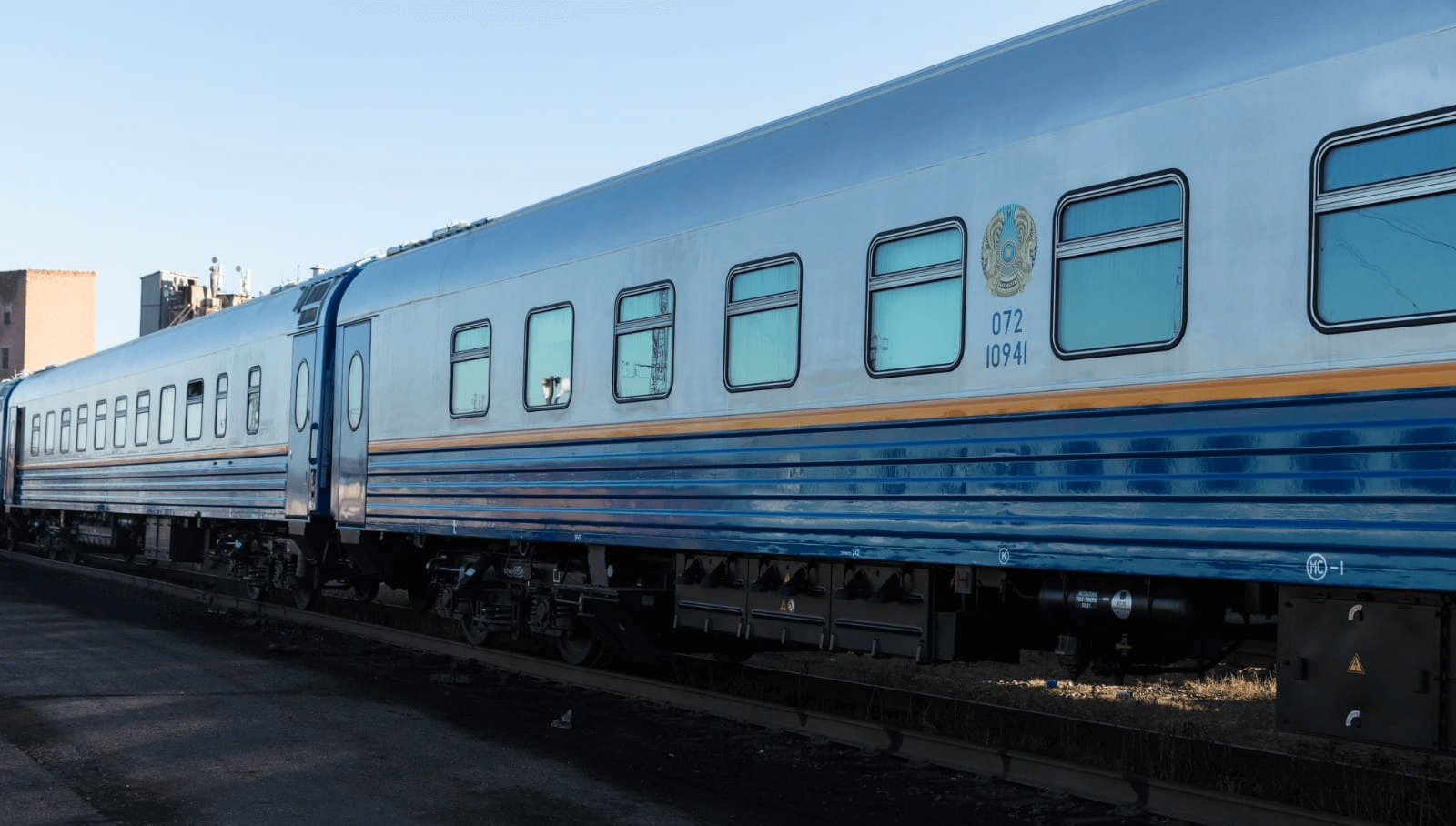 جاڭا جىل قارساڭىندا پويىز بيلەتىنىڭ باعاسى قىمباتتاي ما؟