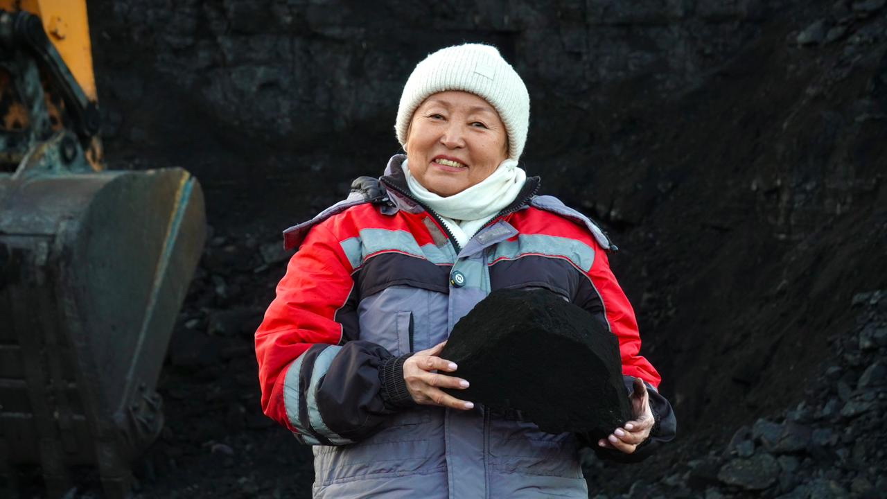 كومىر كەنىن جانداندىرعان ىسكەر جان