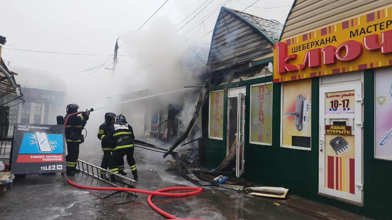 پەتروپاۆلدا بازارداعى ساۋدا ورنى ورتەندى