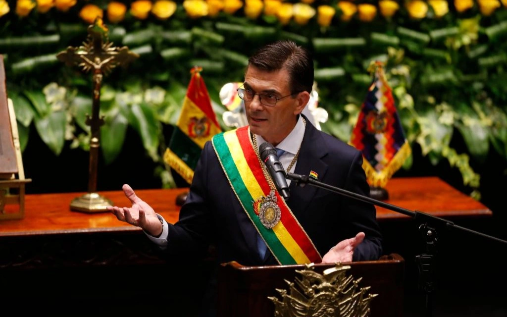 رودريگو پاس بوليۆيا پرەزيدەنتى رەتىندە قىزمەتىنە كىرىستى