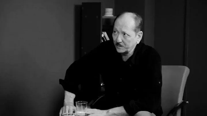 عالىم دوسكەن دۇنيەدەن وزدى