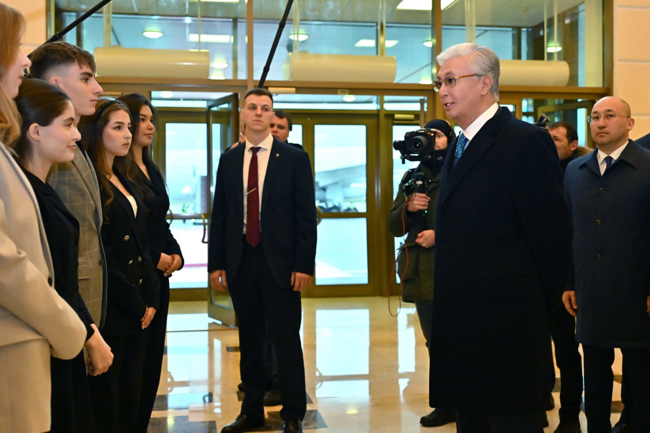 پرەزيدەنت ماسكەۋ مەملەكەتتىك حالىقارالىق قاتىناستار ينستيتۋتىنىڭ ستۋدەنتتەرىمەن كەزدەستى