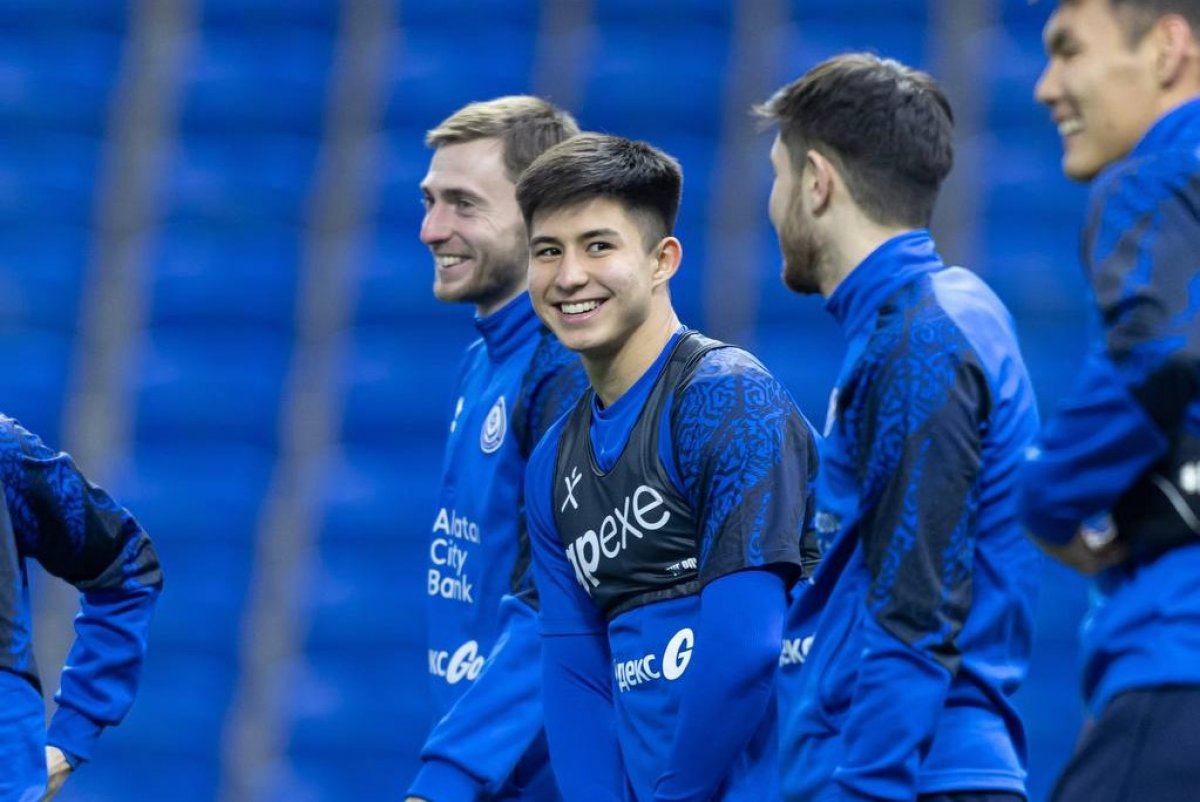 قازاقستان قۇراماسى بەلگياعا قارسى ماتچقا دايىندىق ۇستىندە (ۆيدەو)