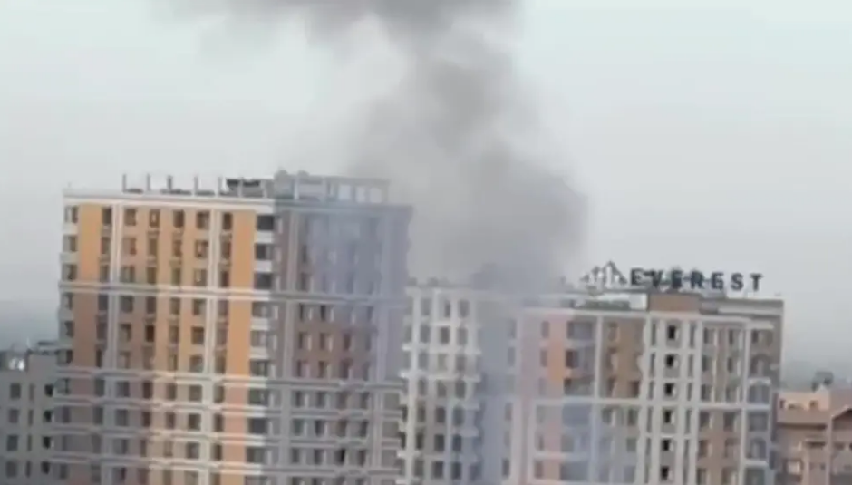 الماتىدا بولعان جارىلىستان مەديتسينالىق مەكەمەگە زاقىم كەلگەن