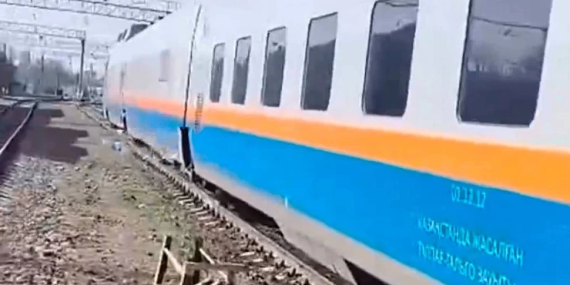 ەلوردانىڭ كولىك ينفراقۇرىلى: قالانى اينالىپ وتەتىن تەمىرجول سالىنادى