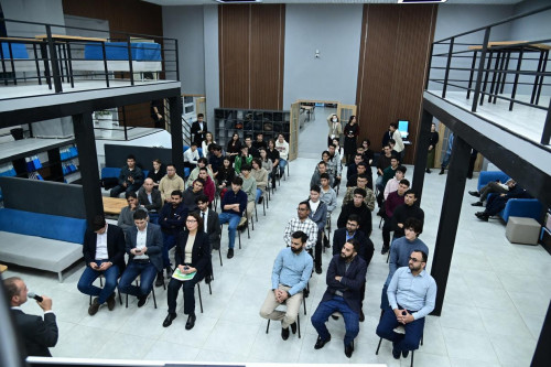 شەتەلدىك ينۆەستورلار مامانداردى قالاي وقىتۋ كەرەكتىگىن ايتىپ بەردى