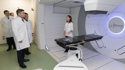 ونكولوگياداعى يننوۆاتسيالار: زاماناۋي تەراپيا جانە عىلىمي زەرتتەۋلەر تانىستىرىلدى