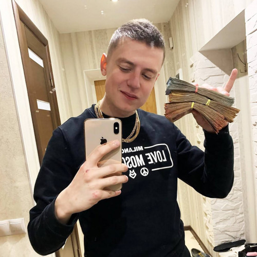 ەلىمىزدە بلوگەر Mellstroy-عا ىزدەۋگە جاريالاندى