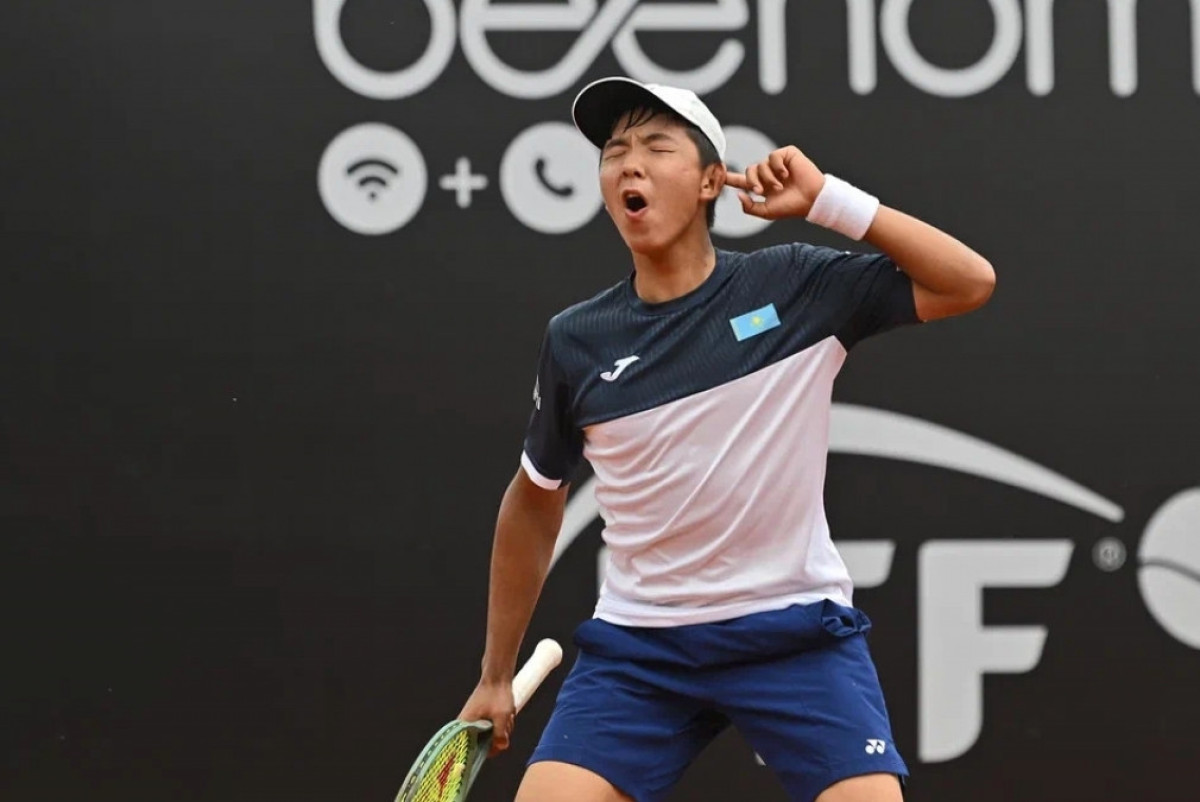 تەننيسشى زاڭعار نۇرلان ۇلى العاشقى تابىسىنا قول جەتكىزدى