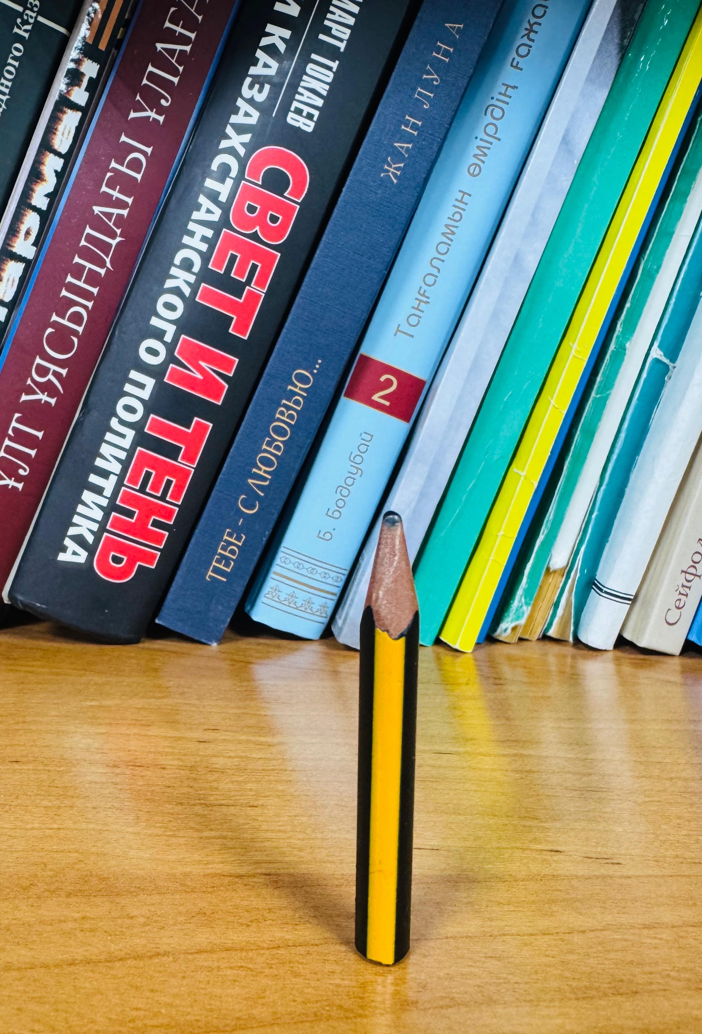 قادىر اقىننىڭ قارىنداشى