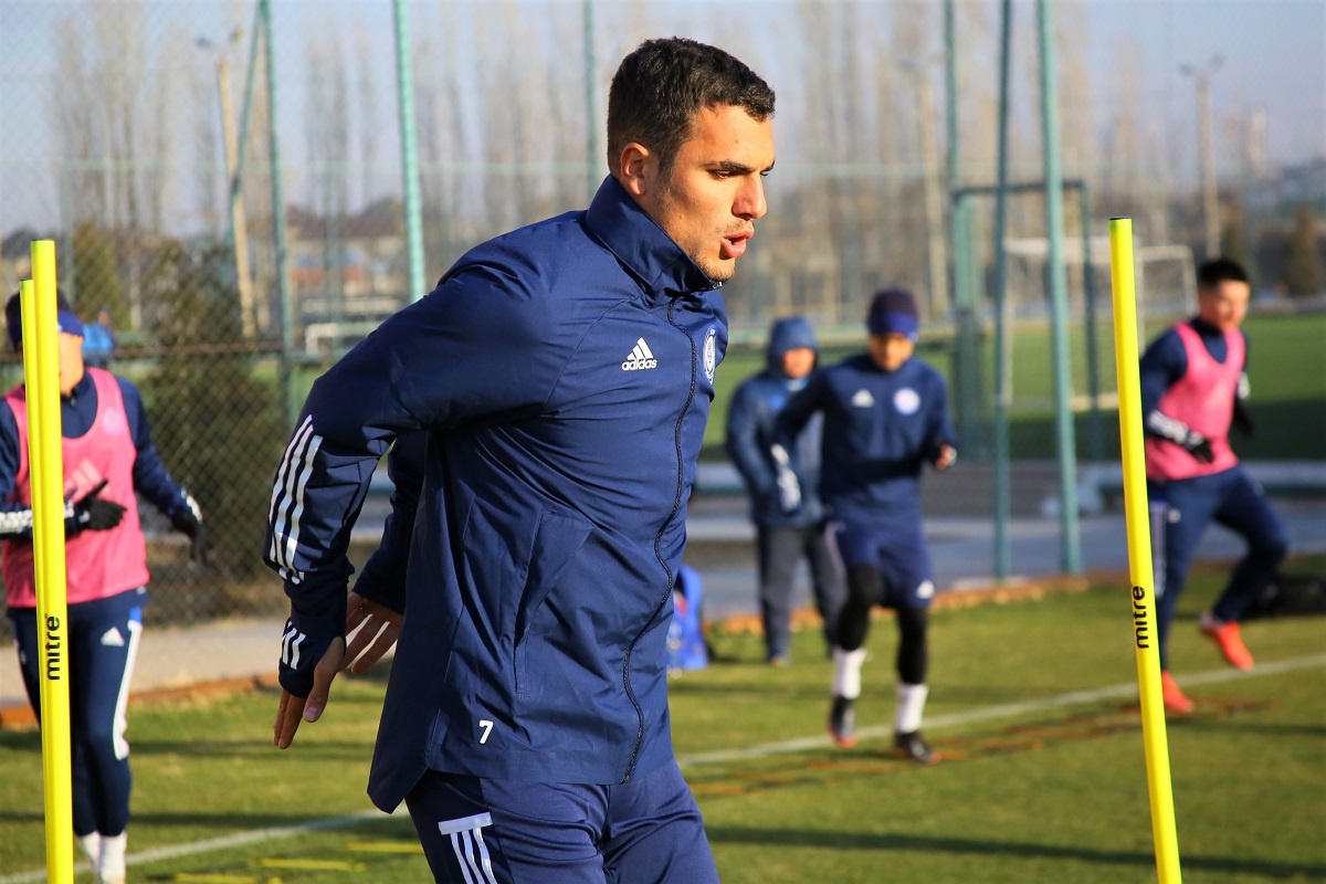 ۇلتتىق قۇرامانىڭ فۋتبولشىسى 27 جاسىندا كاسىبي كارەراسىن اياقتادى