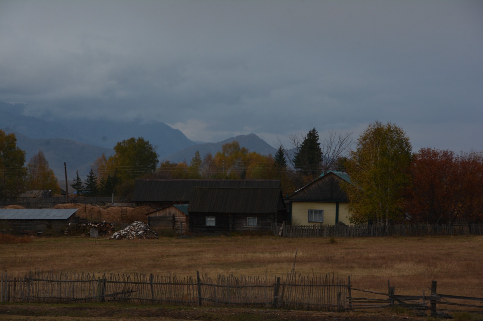 كۇزدىڭ ۇزاق كەشى...