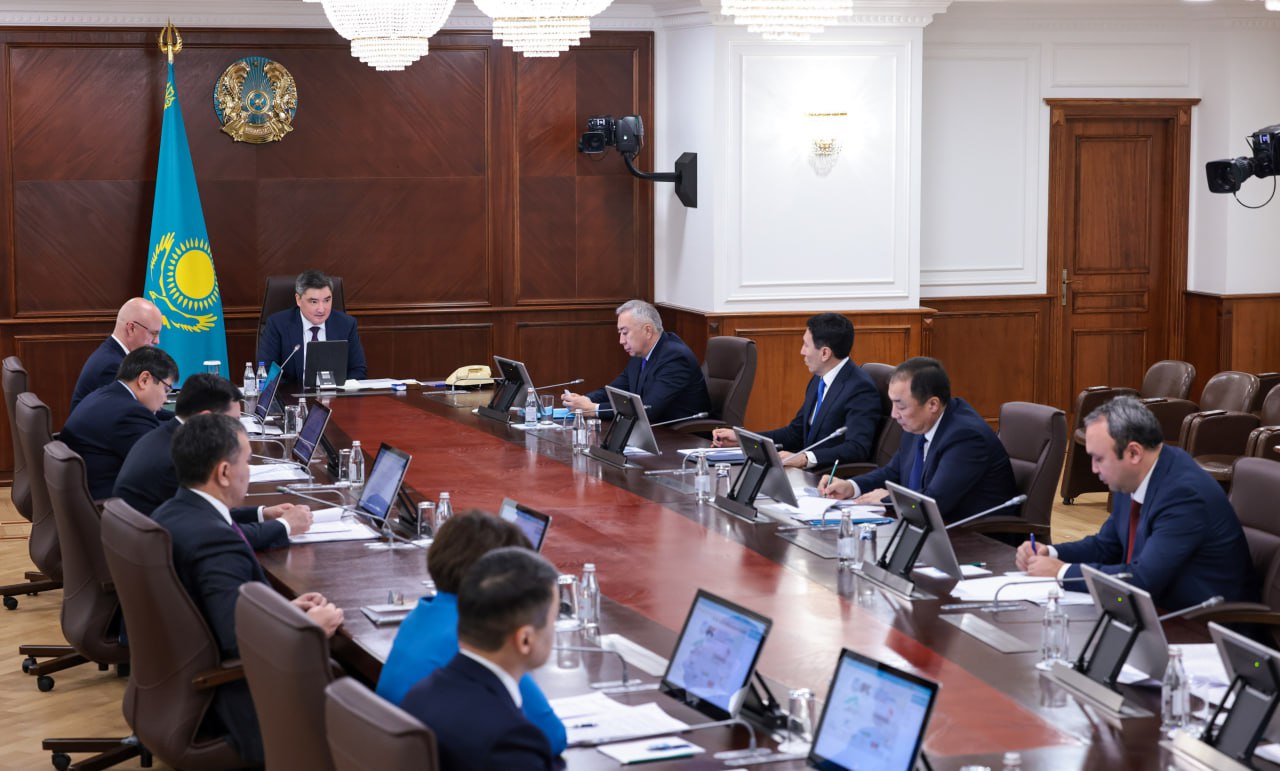 پرەزيدەنت تاپسىرماسى: ۇكىمەت ازاماتتىق اۆياتسيانى حالىقارالىق ستاندارتتارعا ساي دامىتۋدى كوزدەپ وتىر