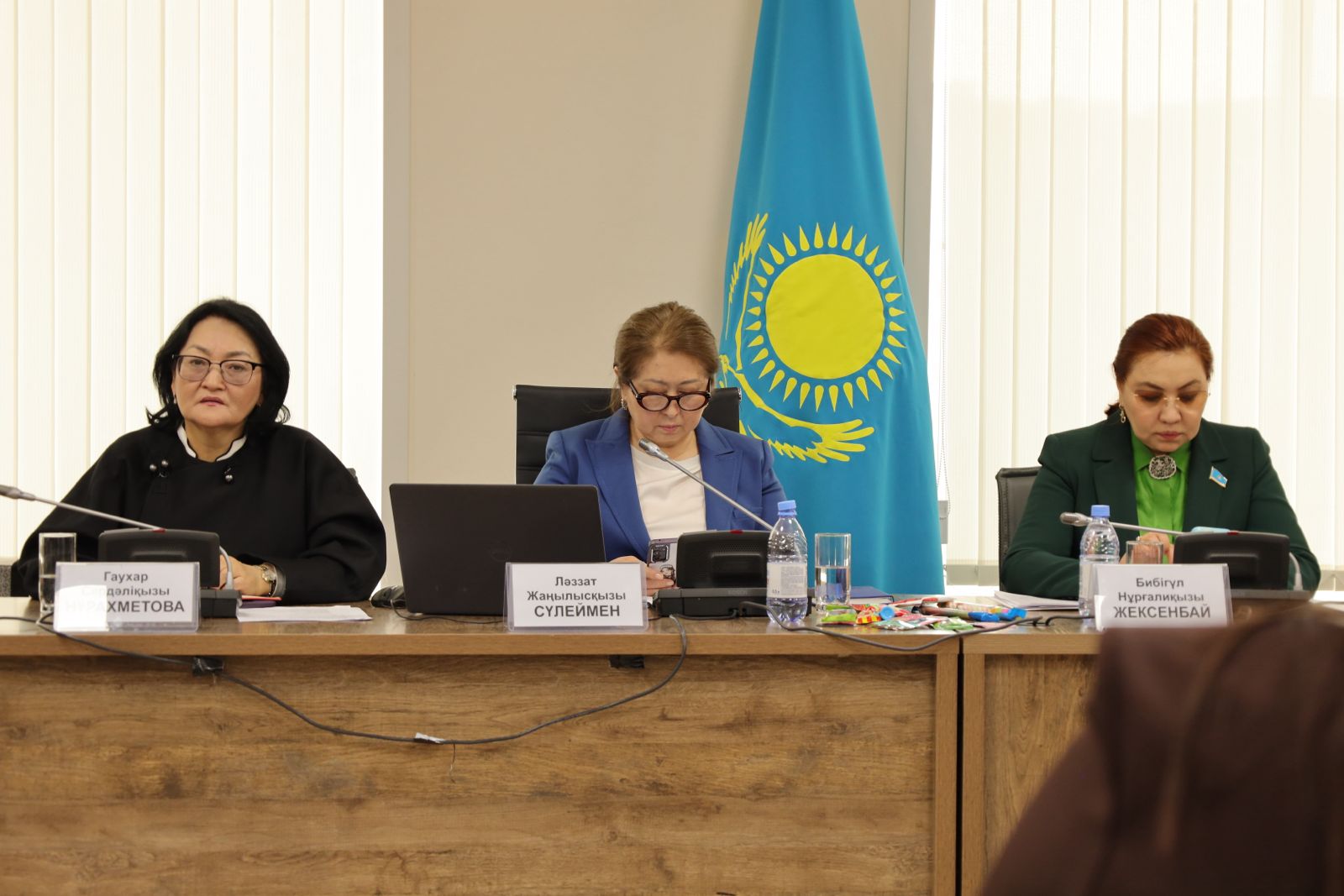 بالا دەنساۋلىعىنا زياندى ونىمدەر سورەلەردە سامساپ تۇر: احۋالدى قالاي تۇزەيمىز؟