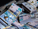 الەمدەگى مەملەكەتتىك قارىز – 111 ترلن دوللار. اقش-تىڭ بەرەشەگى – 38 ترلن دوللار. قازاقستاننىڭ قارىزى قانشا؟