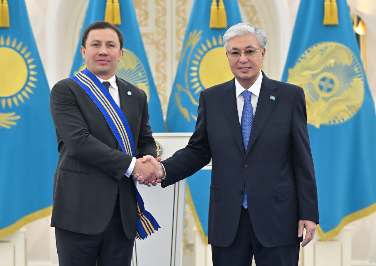 پرەزيدەنت گەننادي گولوۆكيندى قابىلدادى