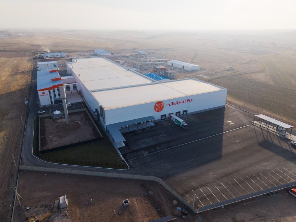 جامبىل وڭىرىندە قۇس ەتىن وڭدەيتىن ءىرى زاۋىت ىسكە قوسىلدى