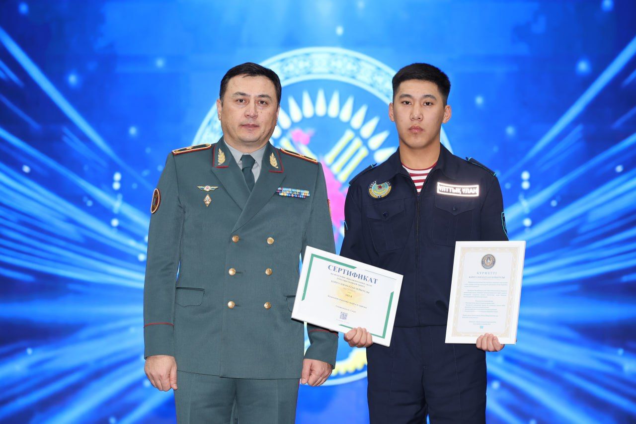 ۇزدىك ساربازدارعا ءبىلىم گرانتتارى بەرىلدى