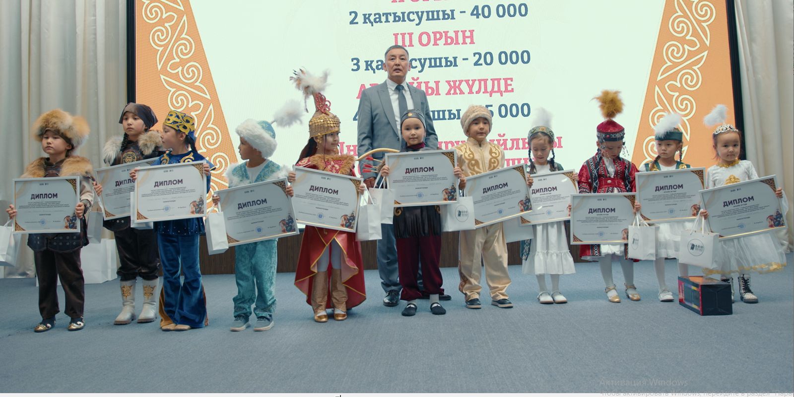 باتىرلار جىرىن تولعادى