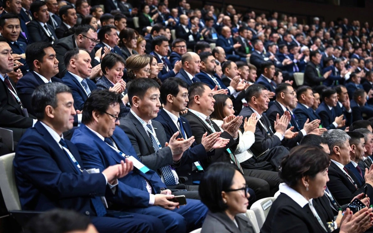 پرەزيدەنت ەكولوگيالىق ايىپپۇلداردىڭ ءبىر بولىگىن جەرگىلىكتى بيۋدجەتكە تولەۋ ماسەلەسىن پىسىقتاۋدى تاپسىردى