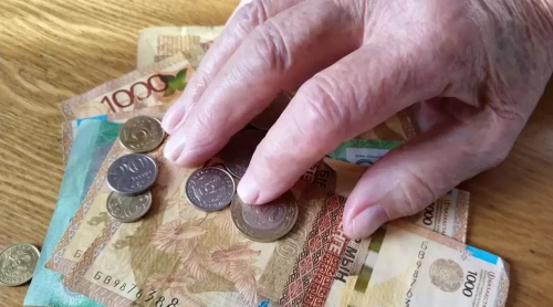 زەينەتكەردىڭ 13 ملن تەڭگەسىن الىپ كەتكەن ەرلى-زايىپتى الاياقتار ۇستالدى