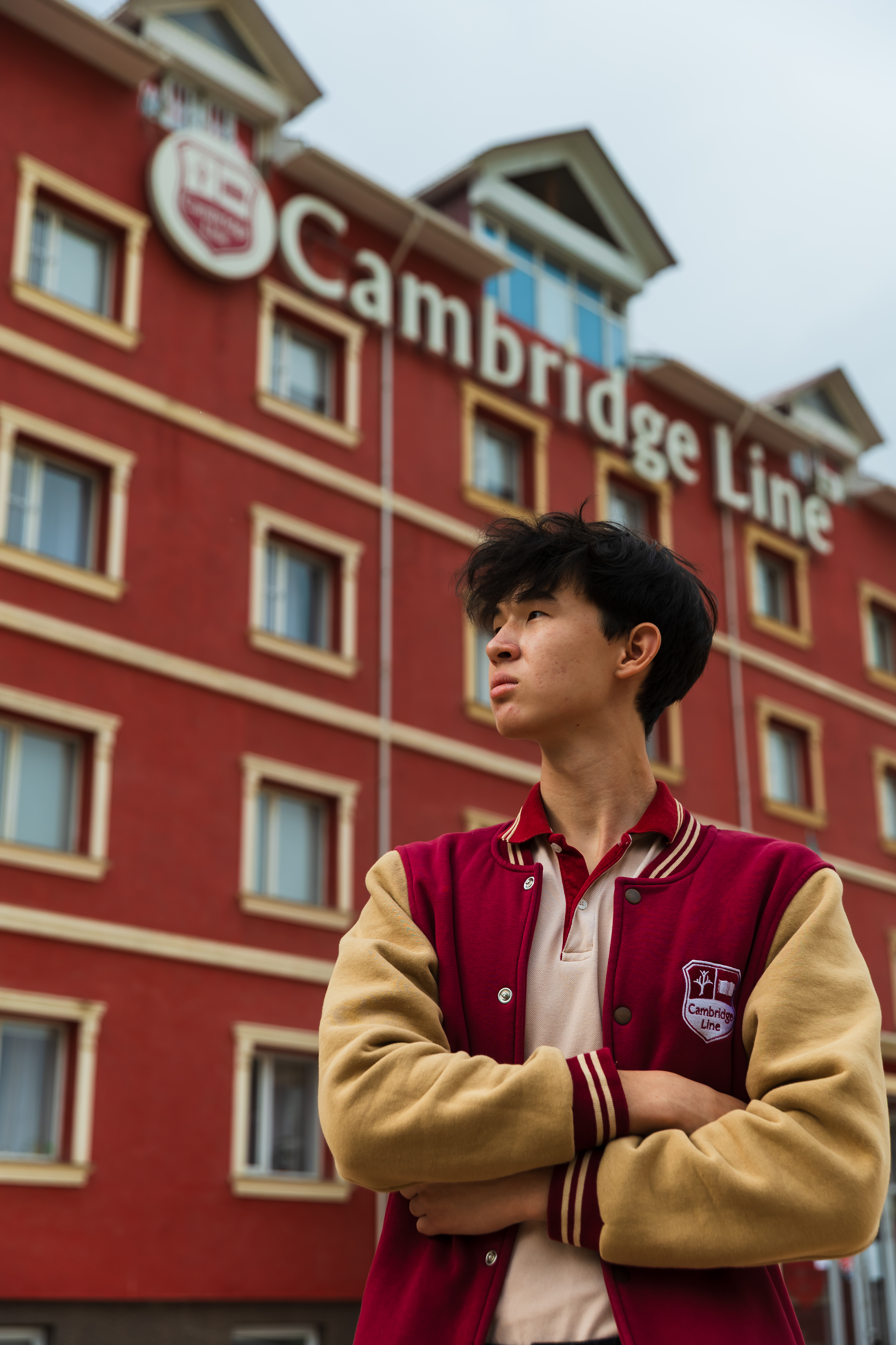 جان ادامباەۆ: مەنىڭ تابىستى جولىم لەگودان باستالدى