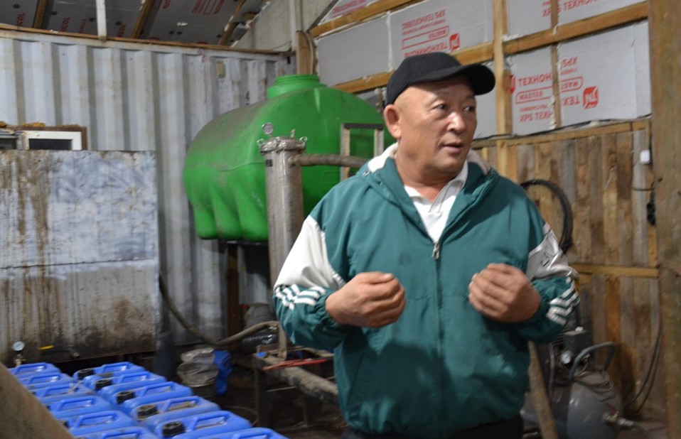 ۇقساتسا, بيووتىن دا تابىس