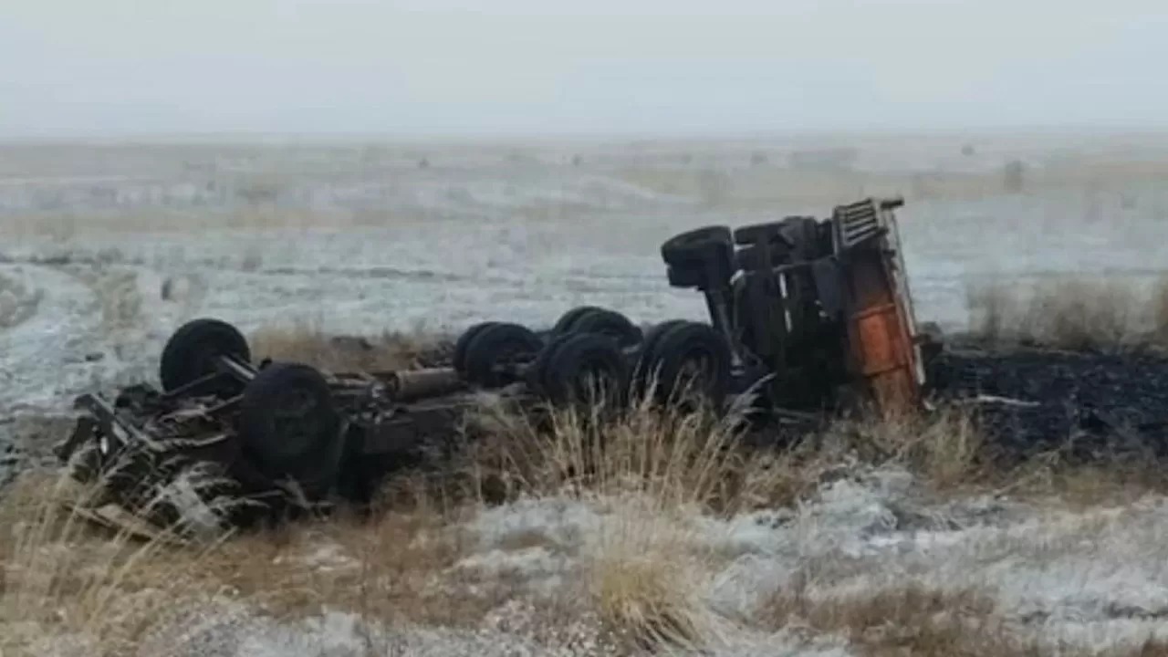 پاۆلوداردا كاماز اۋدارىلىپ كەتىپ, 2 ادام قازا تاپتى