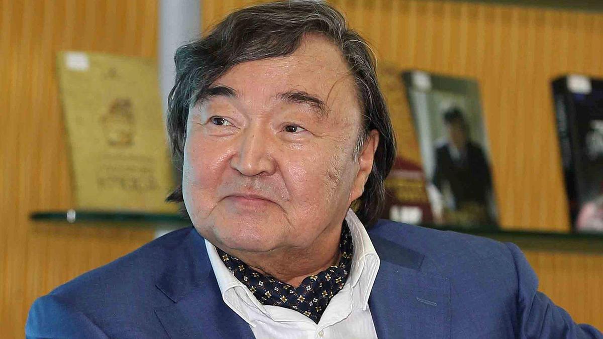 ولجاس سۇلەيمەنوۆ نوبەل سىيلىعىنا ۇسىنىلدى