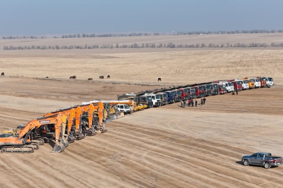 شىمكەنتتە وڭتۇستىك ايماقتاعى ەڭ ءىرى جىلىجايدىڭ قۇرىلىسى باستالدى