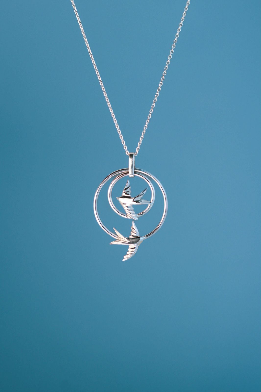 ەرەكشە اشەكەيگە اينالعان «قارلىعاش»