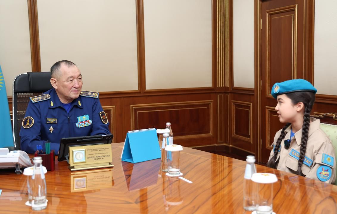 «جاس سارباز» ءانشىسى جاھاندى مويىنداتتى