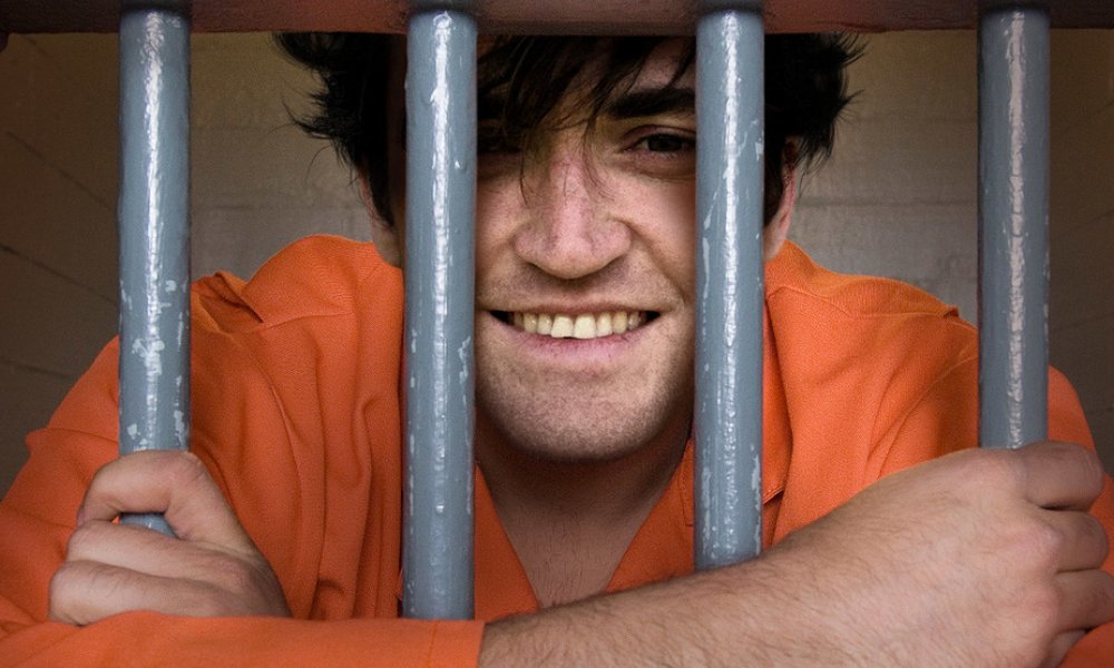 تاۋارسىز دۇكەن