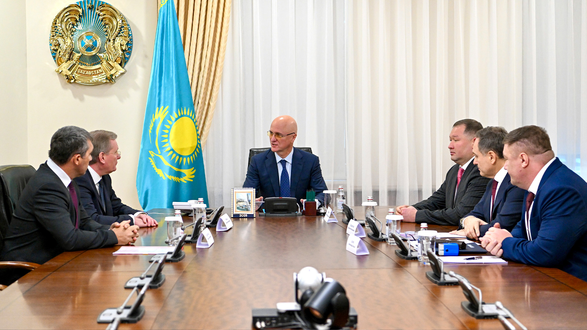 قوس كومپانيا اراسىنداعى ۋاعدالاستىق