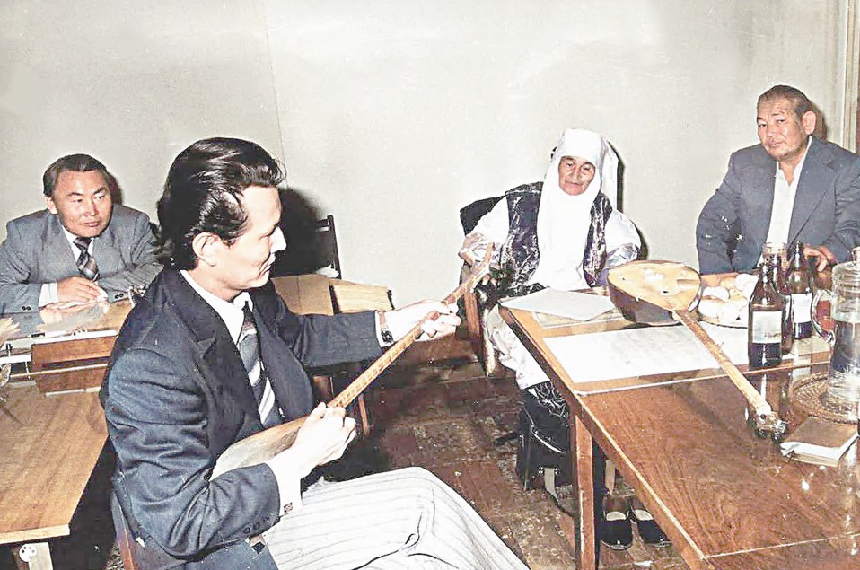 اققىزدىڭ اماناتىن ارقالاعان