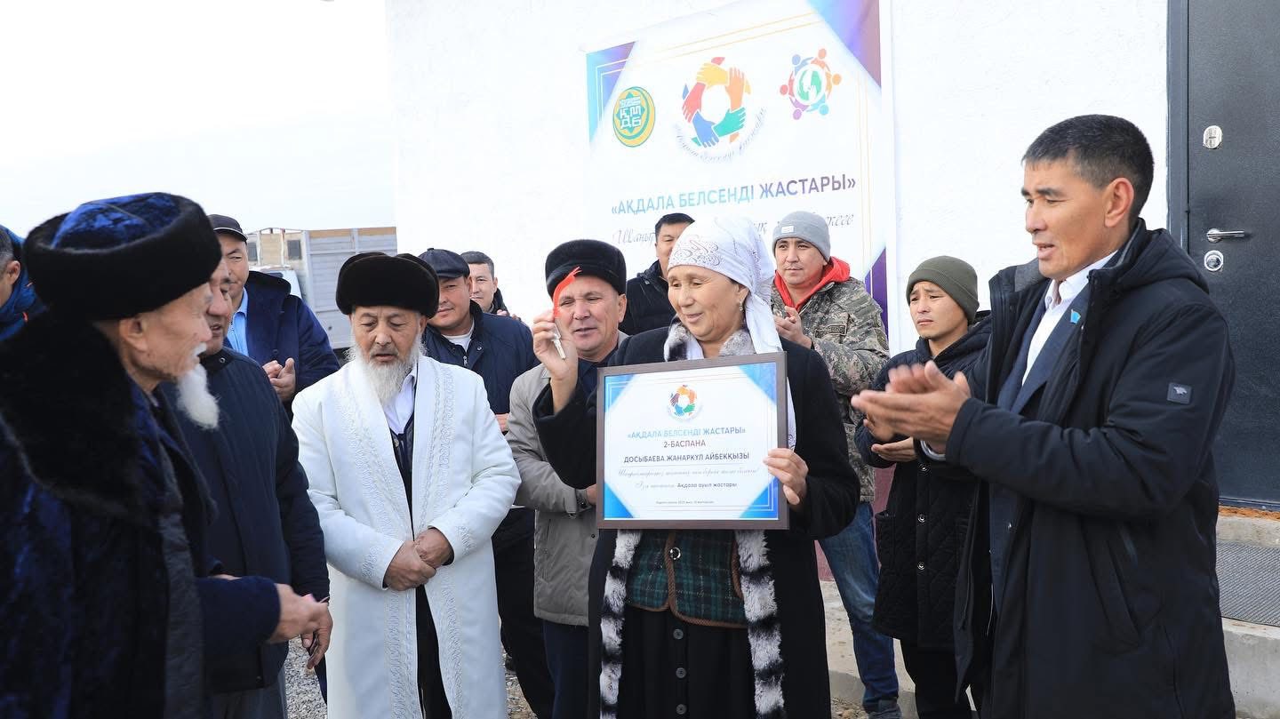 ارىستىقتار اسارلاتىپ مۇقتاج وتباسىعا باسپانا سالىپ بەردى